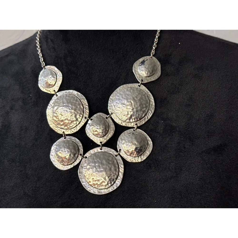 Hammered Silver Tone Bib Statement‎ Necklace Textured Disc Medallion Boho Style